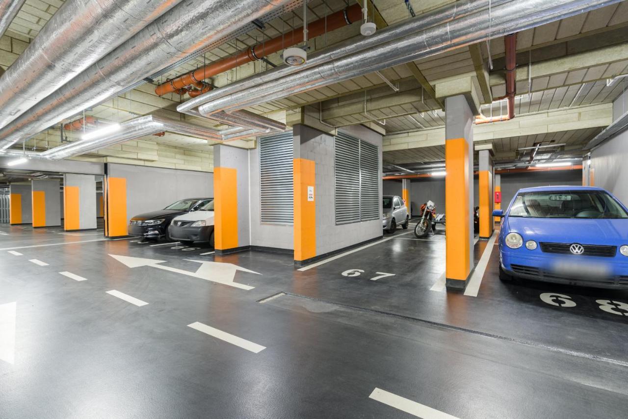Esencja Apartments With Free Parking Garbary 104 By Noclegi Renters Poznań Exteriör bild