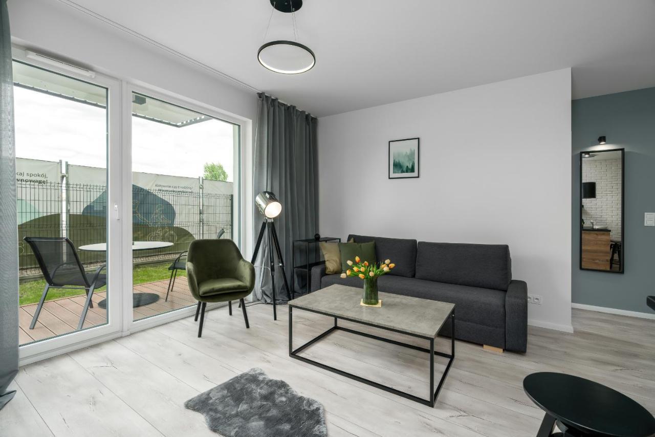 Esencja Apartments With Free Parking Garbary 104 By Noclegi Renters Poznań Exteriör bild