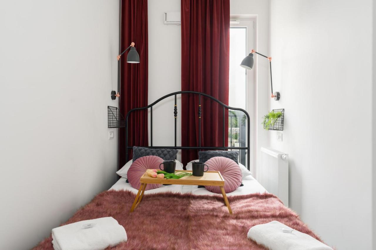 Esencja Apartments With Free Parking Garbary 104 By Noclegi Renters Poznań Exteriör bild