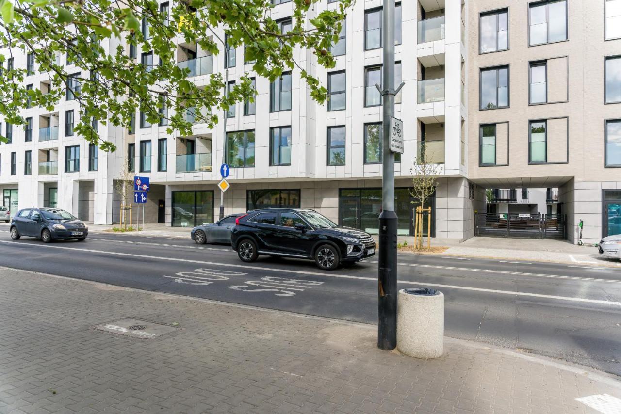 Esencja Apartments With Free Parking Garbary 104 By Noclegi Renters Poznań Exteriör bild