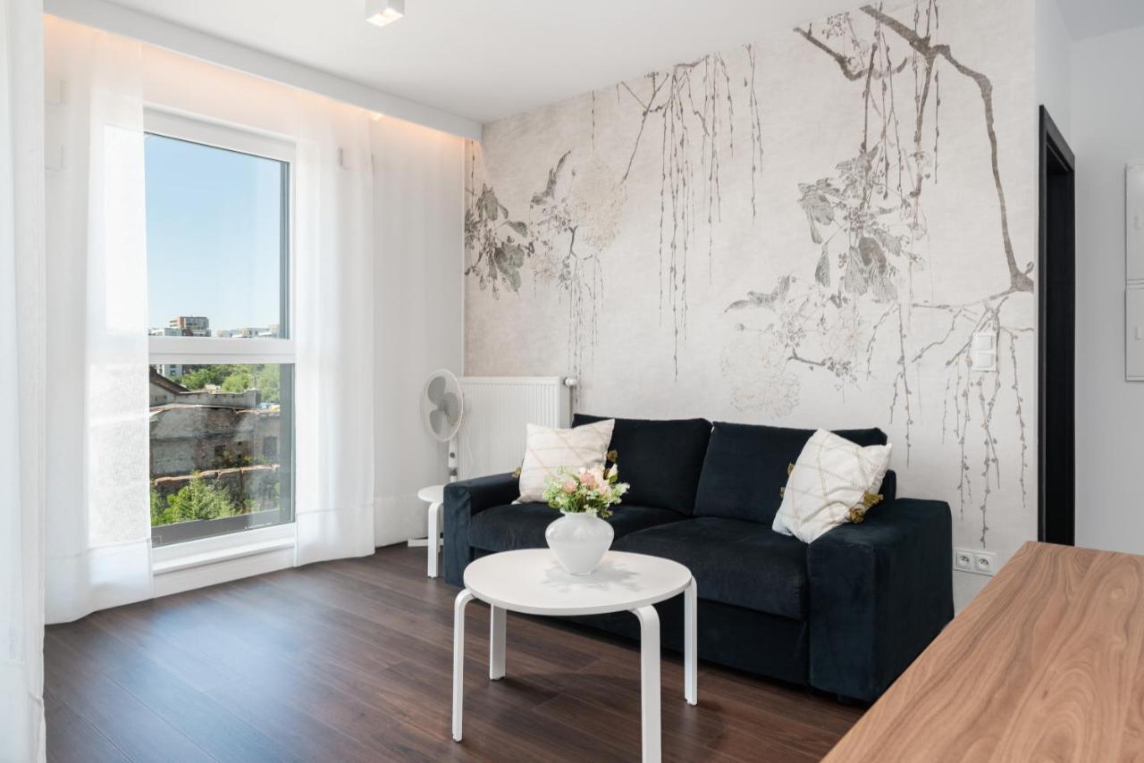 Esencja Apartments With Free Parking Garbary 104 By Noclegi Renters Poznań Exteriör bild
