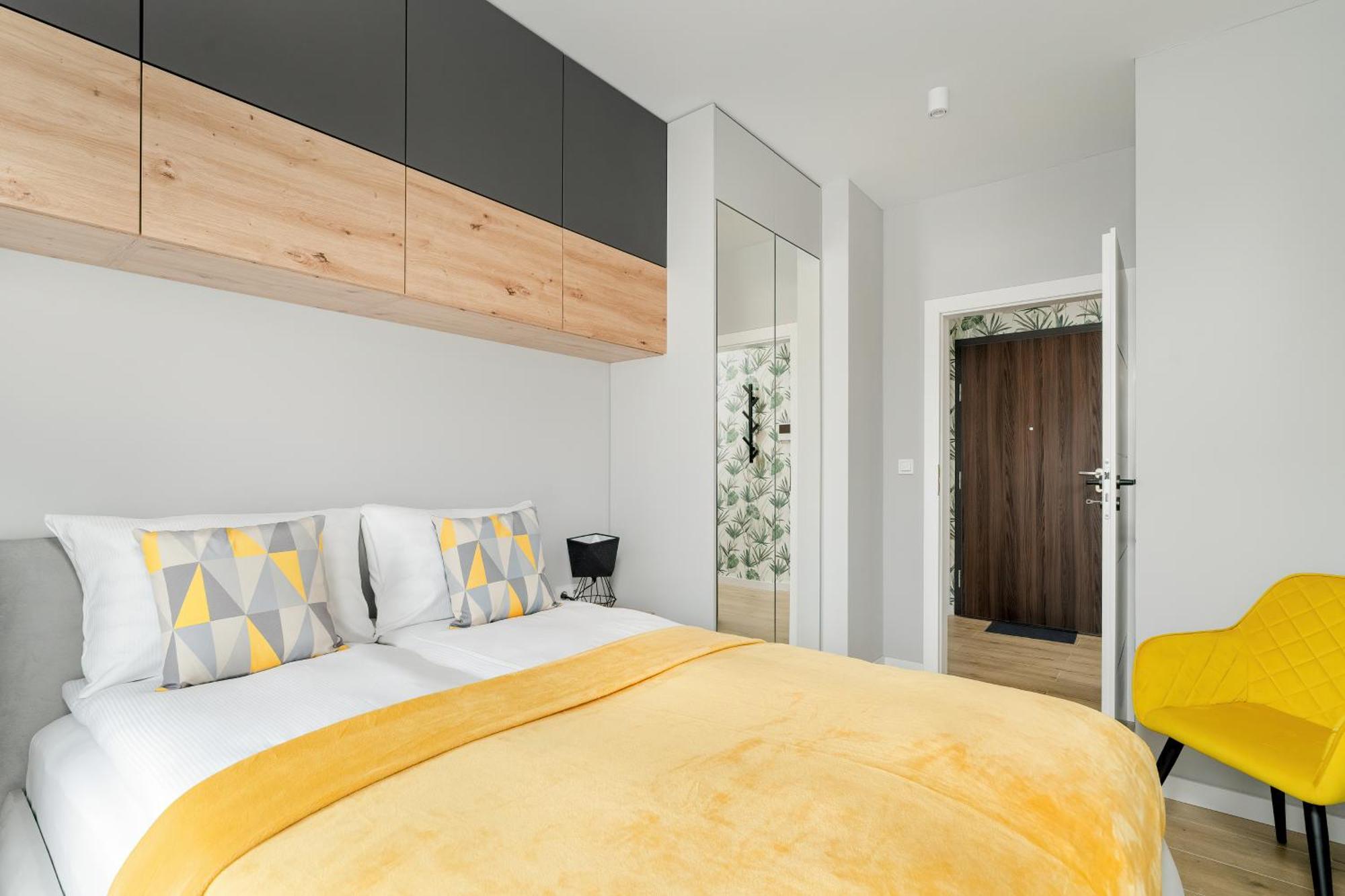 Esencja Apartments With Free Parking Garbary 104 By Noclegi Renters Poznań Exteriör bild