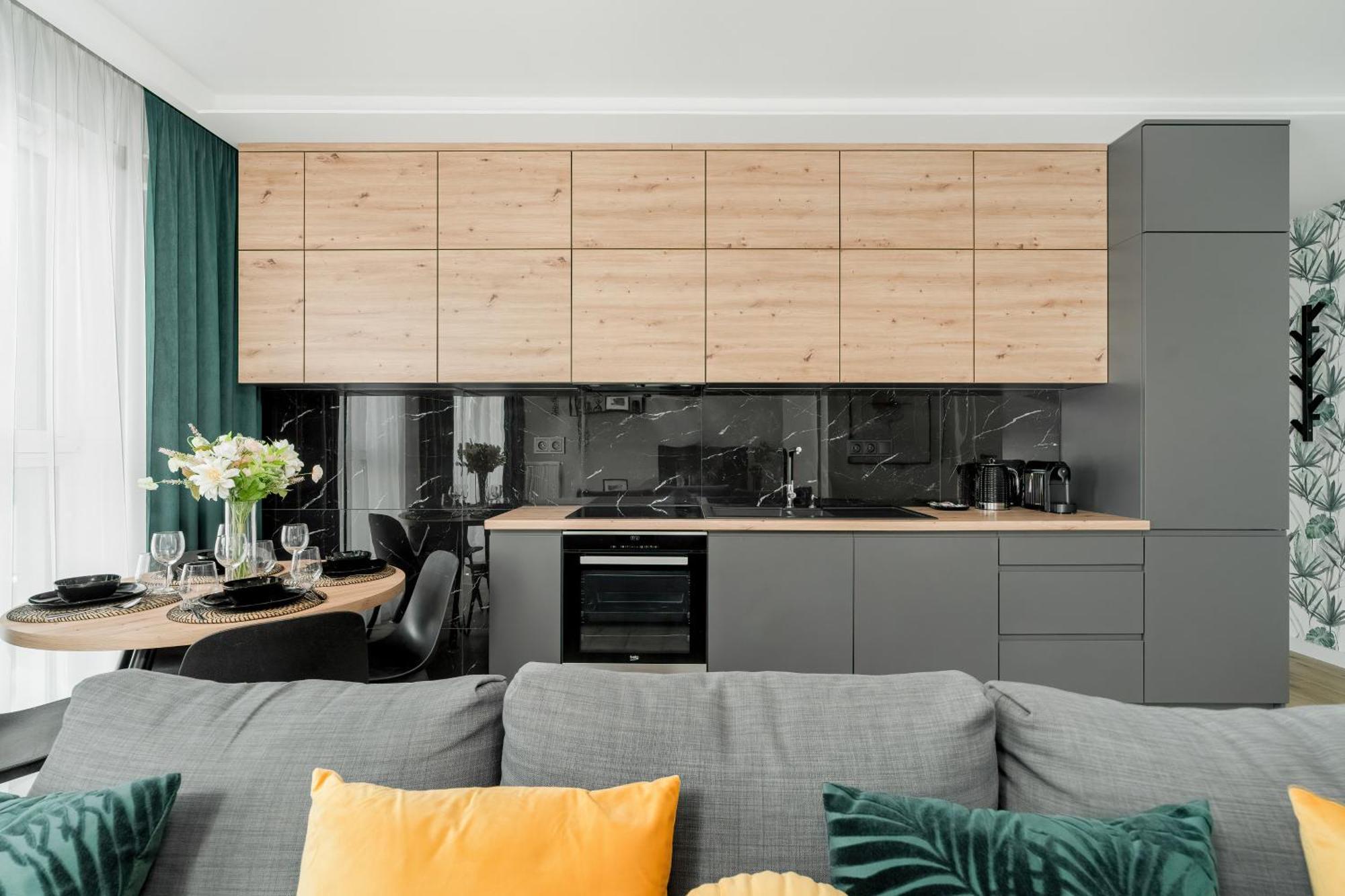 Esencja Apartments With Free Parking Garbary 104 By Noclegi Renters Poznań Exteriör bild